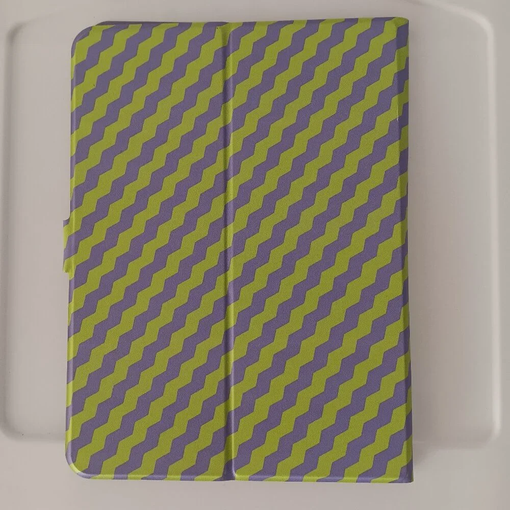 New GEMS Kids Zig Zag Universal Tablet Case Purple Green Screen Size 7